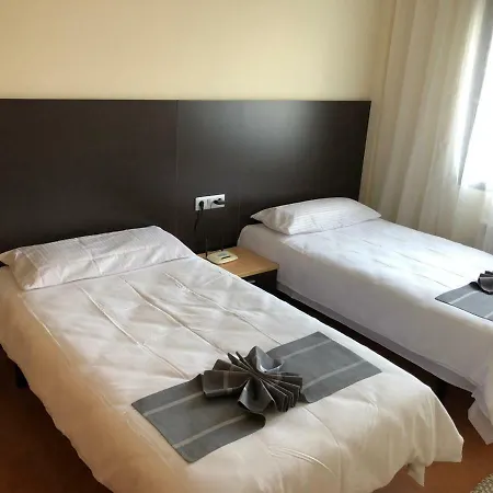 Casa Ionut 度假居 *